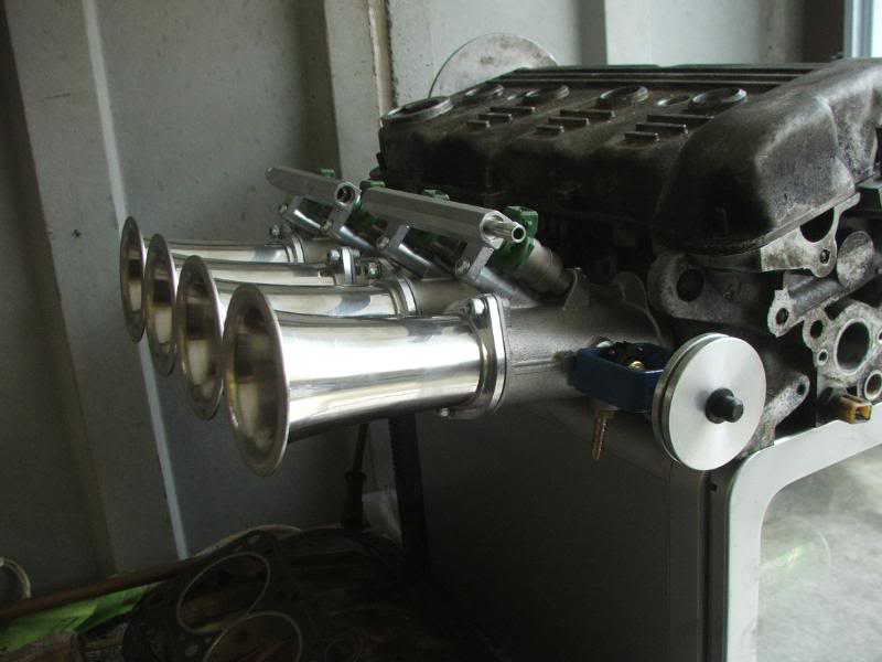 Illustration for article titled ITBs And Engine Porn Mega-Gallery